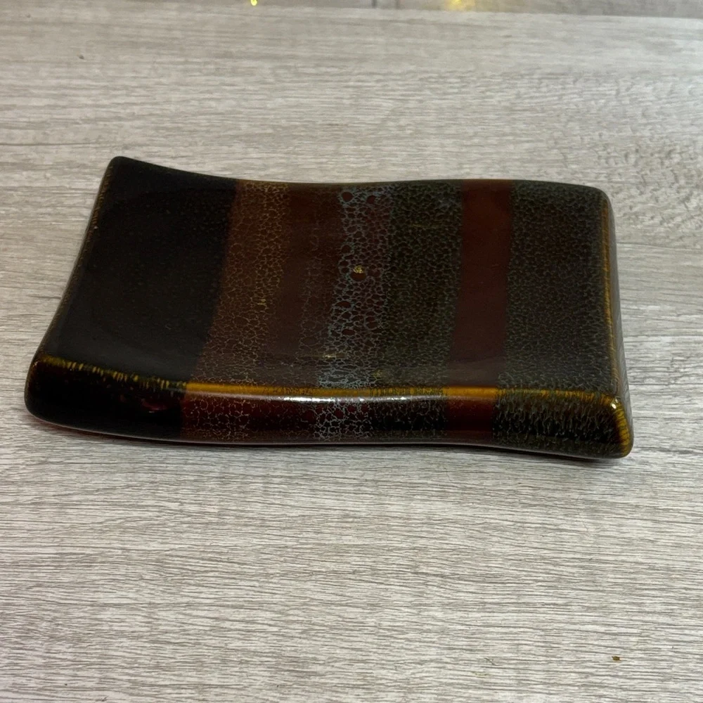 Chic Black and Brown Soap Dish